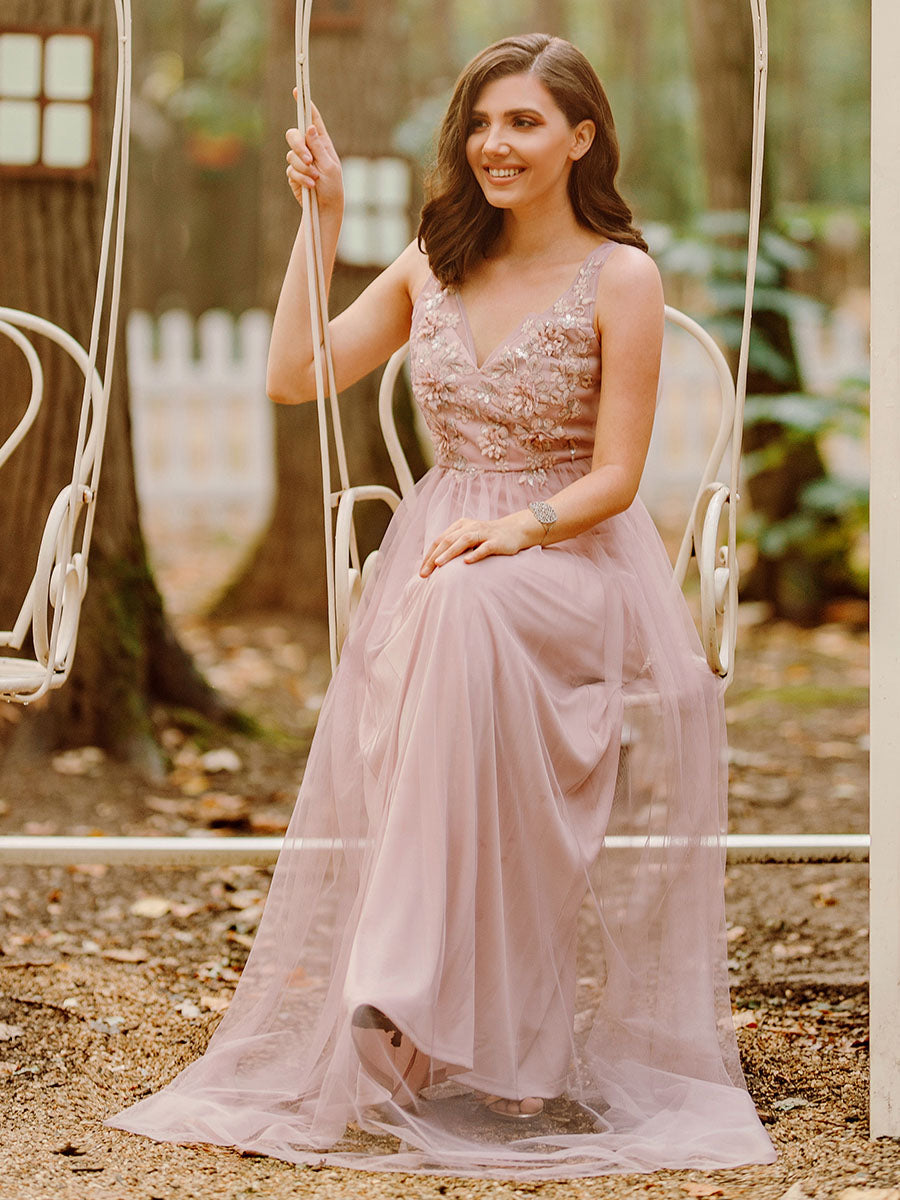 Women's A-Line Floral Appliques Wedding Party Wholesale Bridesmaid Dress