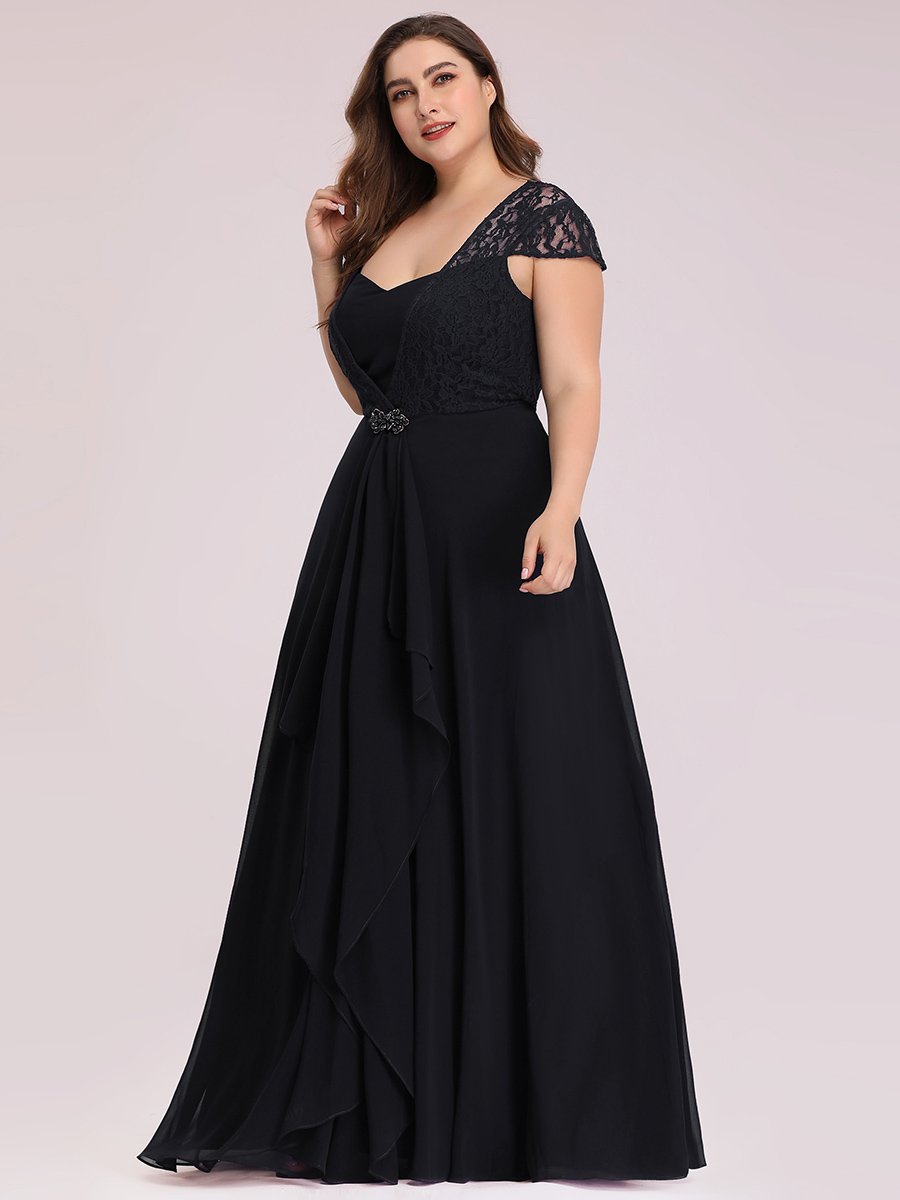 Plus Size Sweetheart Cap Sleeve Floral Lace Wedding Guest Dress