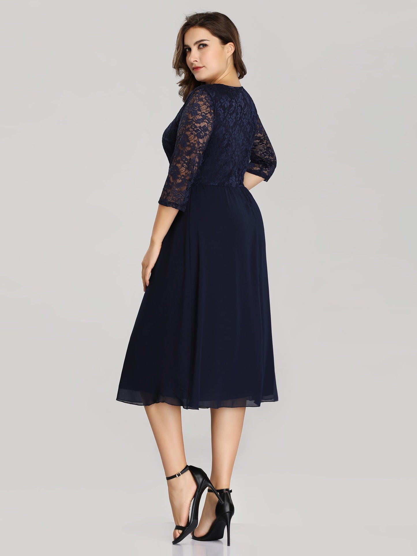 Elegant A Line Lace Cocktail Party Dress Knee Length EZ07641