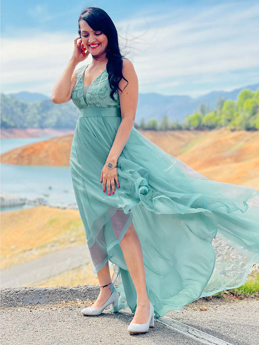 High-Low V Neck Tulle Wholesale Prom Dresses with Sequin Appliques